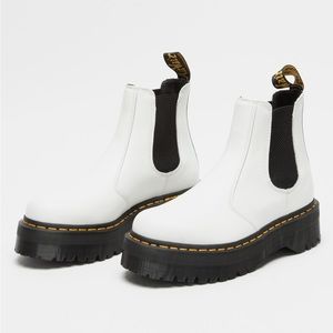 Dr Martens white platform chelsea boot size W9